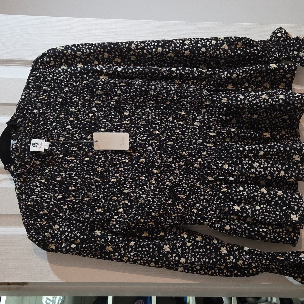 Black Floral Long Sleeve Blouse